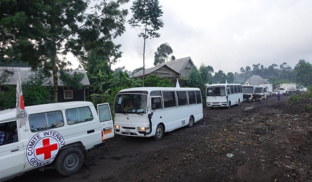 Defeated Congolese soldiers leave M23-contolled Goma