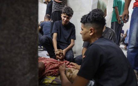 Gaza rescuers say Israeli forces killed 21 people waiting for aid
