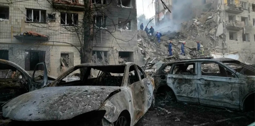 Ukraine: at least 15 dead, over 100 injured in Russian bombardment