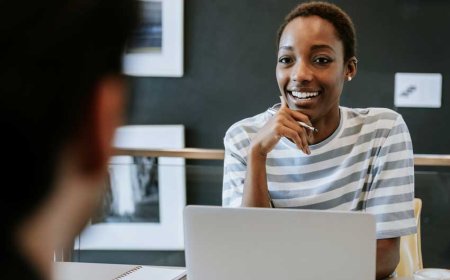 How Rwandans are navigating online work