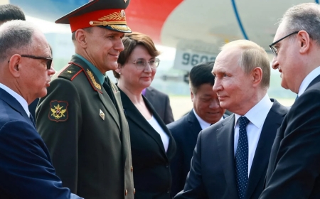 Xi welcomes Putin and Modi in China