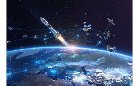 Russia to Unveil Satellite Internet Said to Surpass Elon Musk’s Starlink