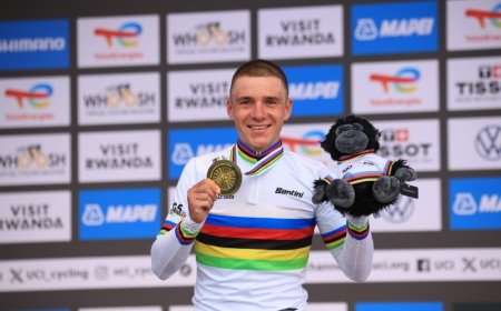 Remco Evenepoel wins third straight time trial world title