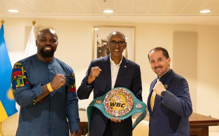 Kagame meets Cameroonian boxer Carlos Takam