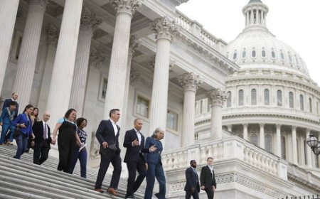 US government shuts down