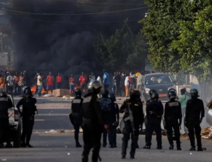 Clashes with security forces in Cameroon kill 4 protesters ahead of election results