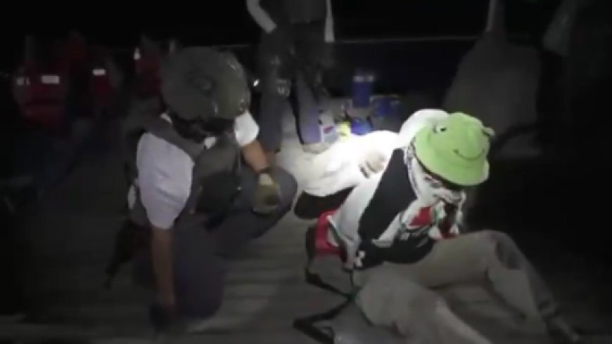 Israeli sailors seize Gaza ‘relief flotilla’