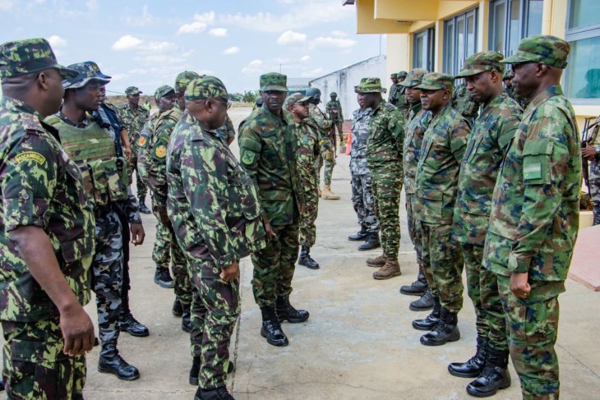 Mozambique Chief of General Staff visits Rwanda Security Forces in Mocímboa da Praia