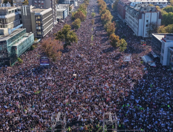 Protesters and government supporters clash on streets of Belgrade