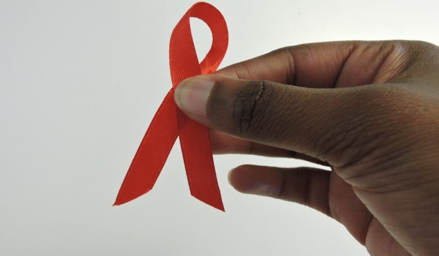 Scientists confirm tenth person cured of HIV