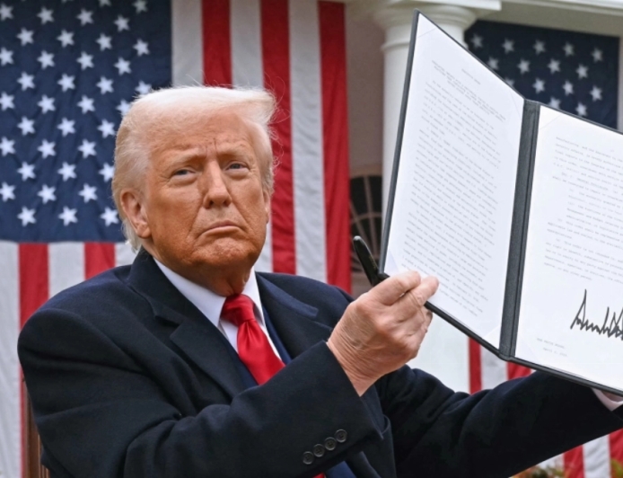 Trump orders US govt to release files on alien life