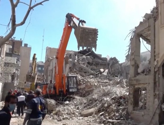 US strikes Iran’s Kharg Island as Trump threatens end to ‘whole civilization