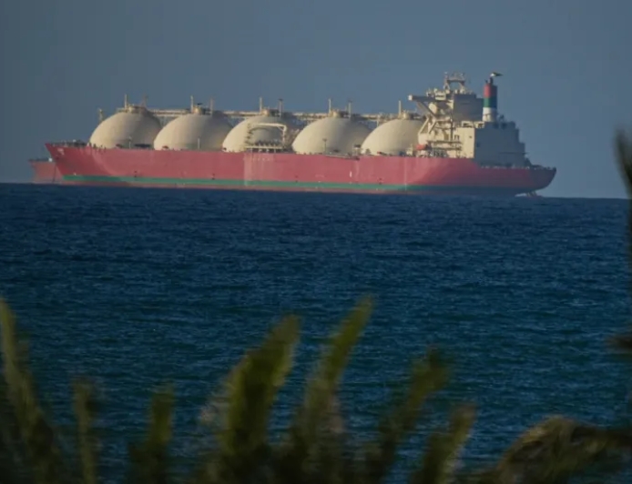 Iran to charge ships from ‘hostile’ nations to cross Hormuz – security chief