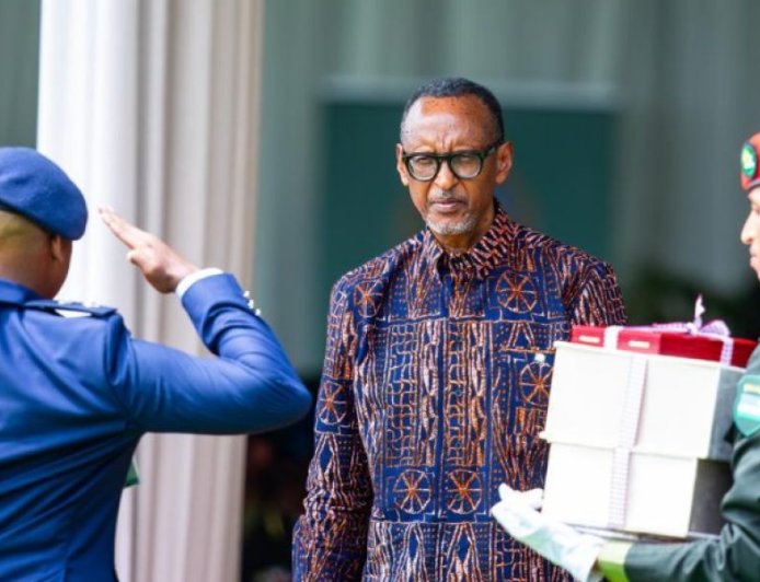 Kagame challenges senior officers to lead with integrity, purpose