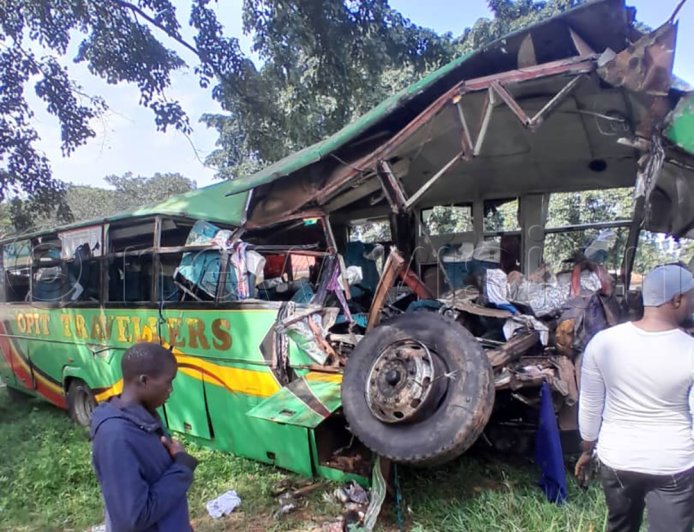 Uganda:14 die in road Kampala-Gulu highway crash, over 40 survive with injuries