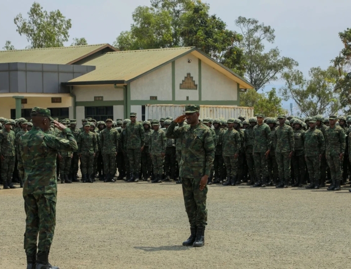 Gen Nyakarundi briefs RDF, Police contingent ahead of Mozambique deployment