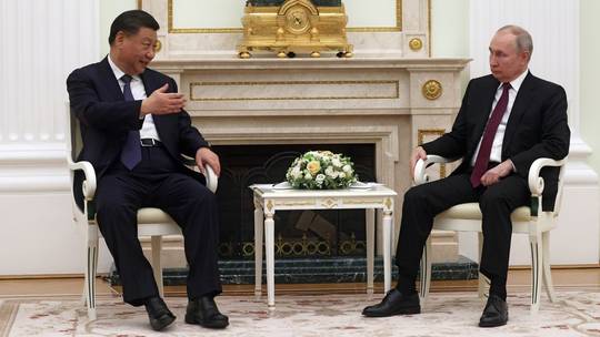 Chinese President Xi Jinping invites Putin to visit China