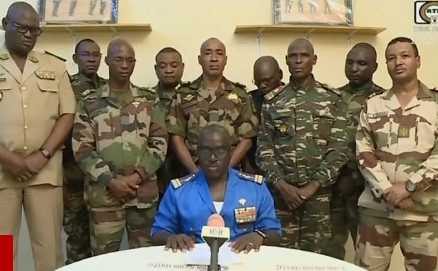 Niger soldiers announce a coup on national television