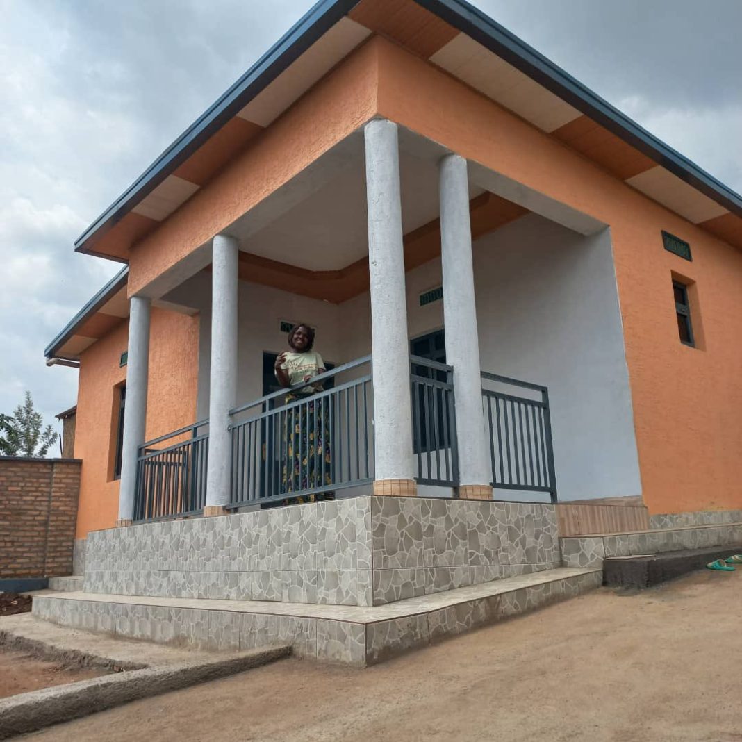 Renowned singer Beata Musengamana gifted a house by RPF Inkotanyi